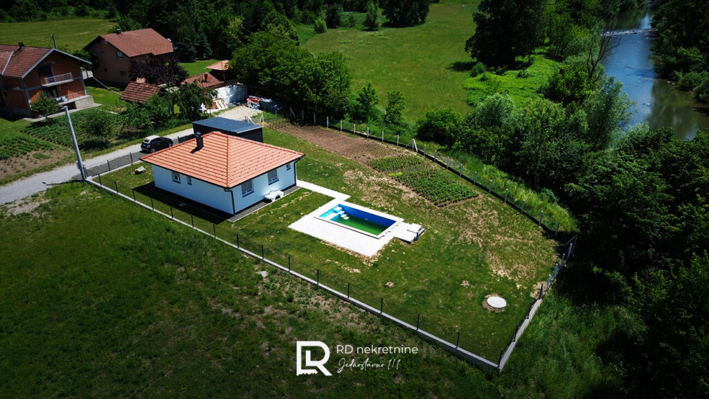 prizemni stambeni objekat od 84 m2